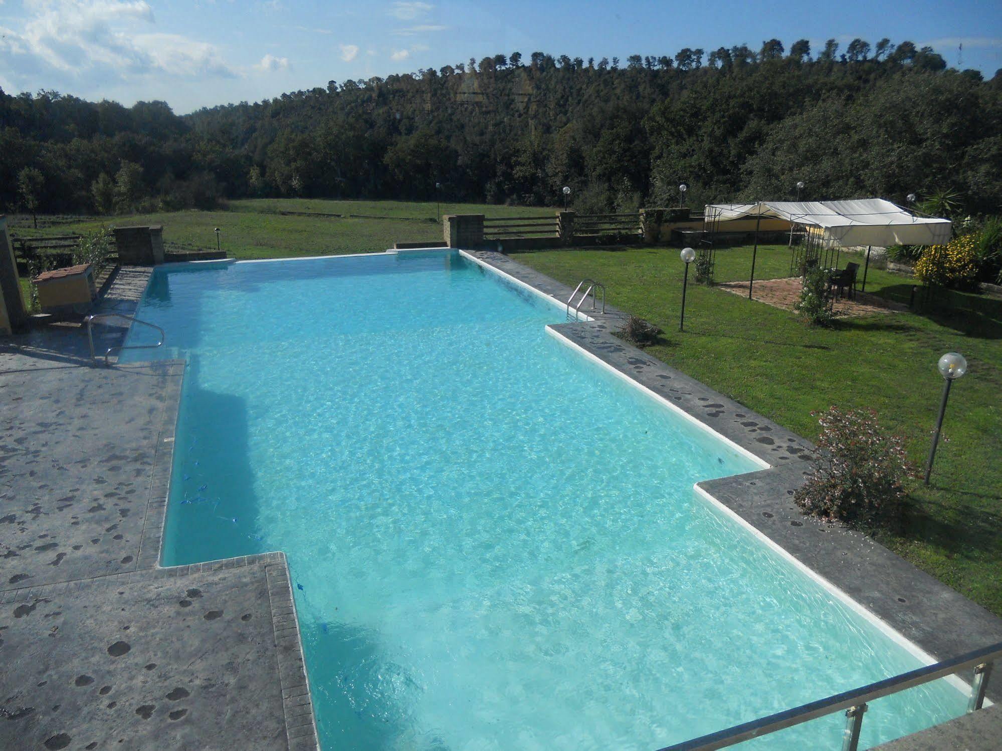Agriturismo Il Casale Delle Ginestre Фьюмичино Экстерьер фото