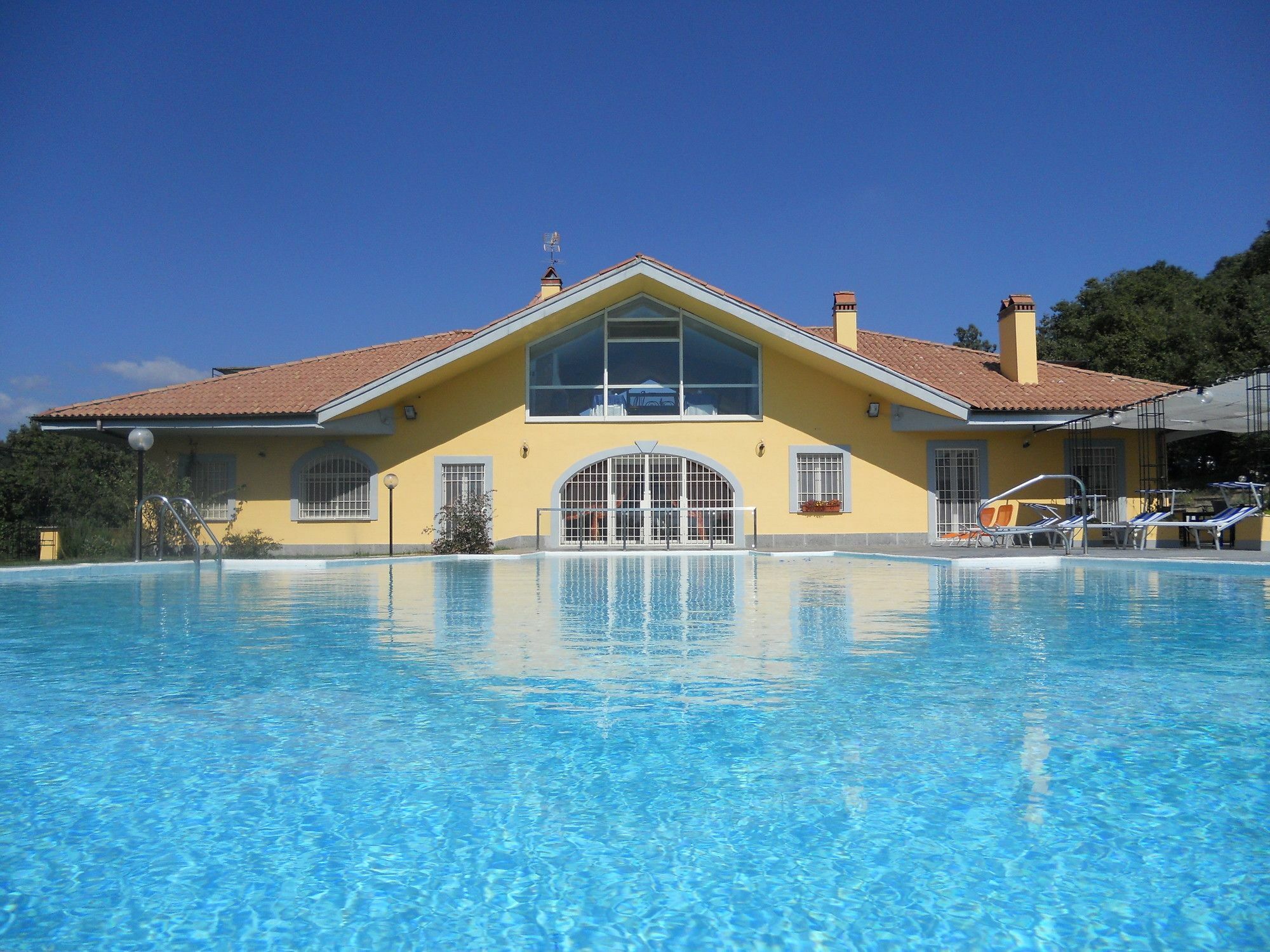 Agriturismo Il Casale Delle Ginestre Фьюмичино Экстерьер фото